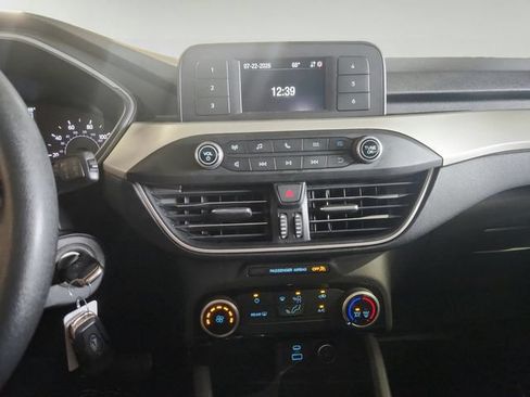 Used 2021 Ford Escape S AWD/4WD image 16