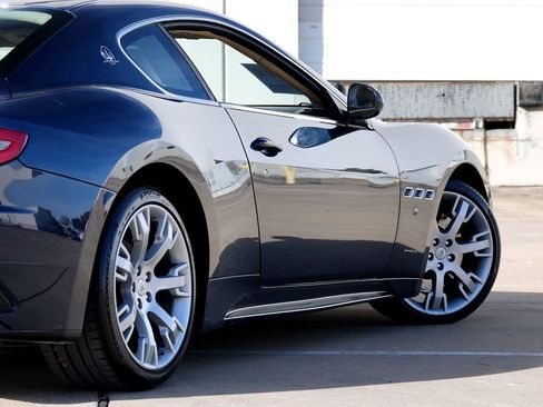 Used 2011 Maserati GranTurismo S image 33