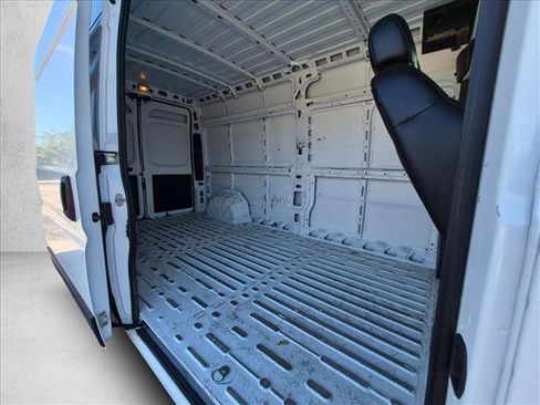 Used 2023 RAM ProMaster 2500 FWD image 17