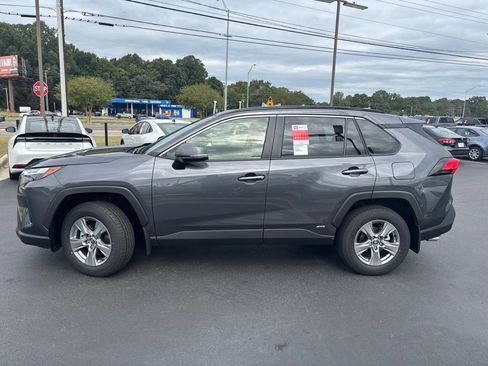 New 2025 Toyota RAV4 XLE image 2