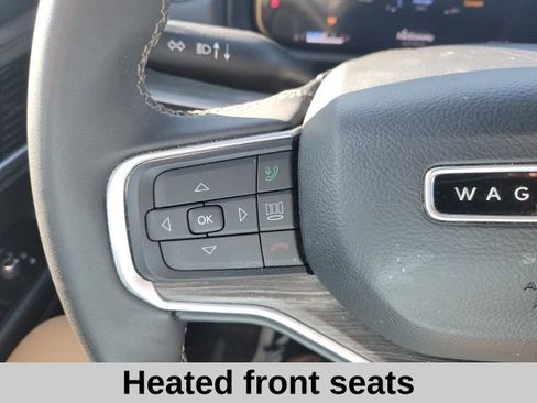 Used 2024 Jeep Wagoneer Series II w/ Flexible Seating Group image 14