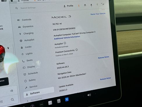 Used 2022 Tesla Model 3 image 18