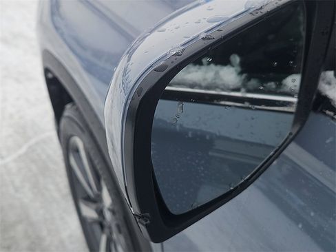 Used 2024 Honda Pilot Touring image 24