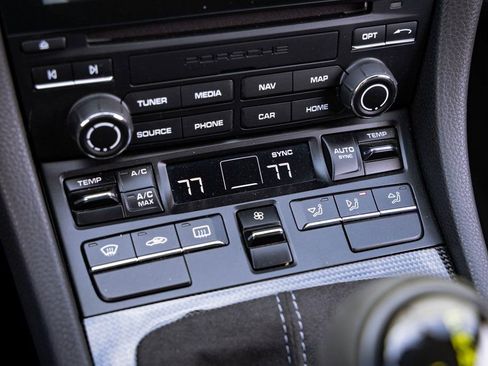 Used 2018 Porsche 911 GT3 image 18