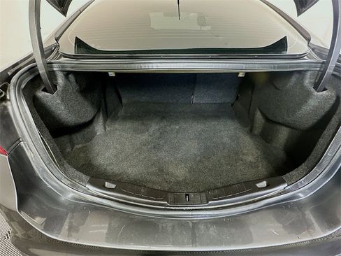 Used 2015 Ford Fusion SE image 23