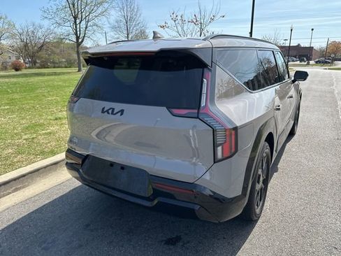 Certified 2026 Kia EV9 Land w/ Nightfall Edition Package AWD/4WD image 22