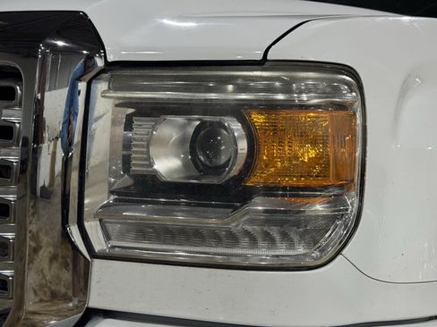 Used 2015 GMC Sierra 3500 Denali image 5