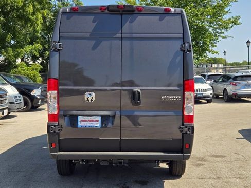 New 2026 RAM ProMaster 2500 w/ Convenience Group image 10