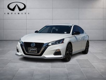 Used 2019 Nissan Altima 2.5 SR w/ SR Premium Package