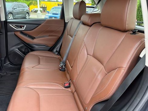Used 2021 Subaru Forester Touring AWD/4WD image 23
