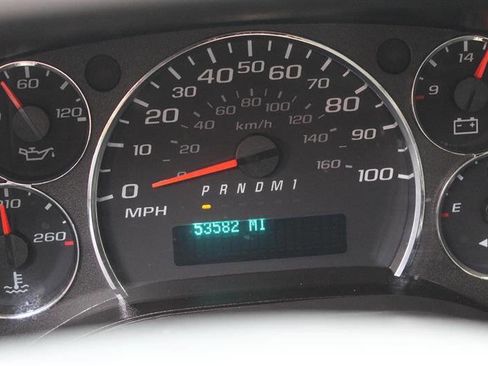 Used 2022 Chevrolet Express 2500 w/ Driver Convenience Package image 15