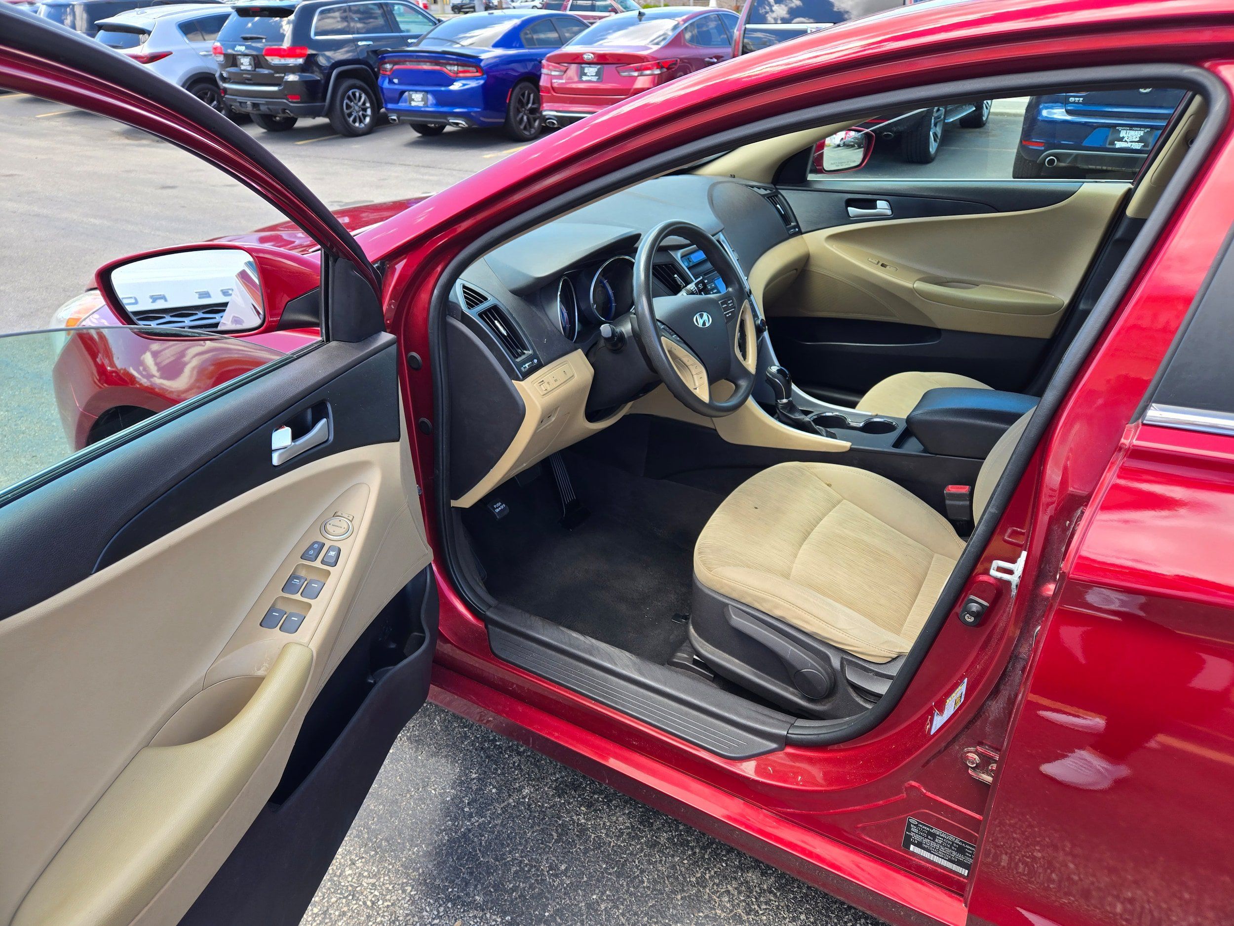 Used 2011 Hyundai Sonata GLS FWD image 5