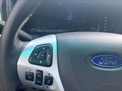 Used 2014 Ford Explorer XLT AWD/4WD image 24