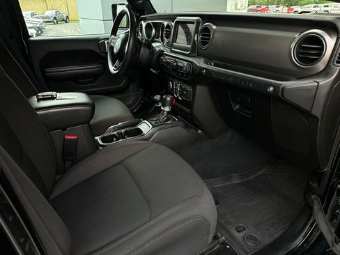 Used 2023 Jeep Wrangler Unlimited Sport AWD/4WD image 15