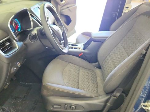 Used 2024 Chevrolet Equinox LT w/ LPO, Floor Liner Package FWD image 23