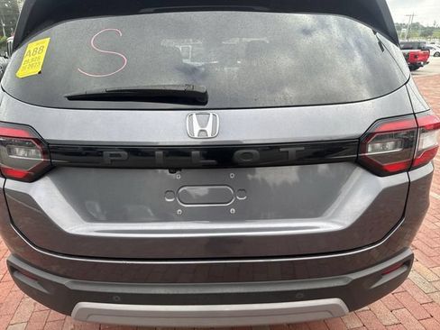 Used 2023 Honda Pilot EX-L image 9