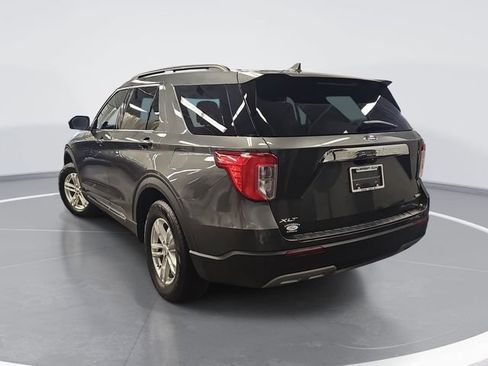 Certified 2020 Ford Explorer XLT w/ Equipment Group 202A AWD/4WD image 5