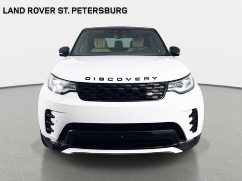 New 2025 Land Rover Discovery Dynamic SE image 2