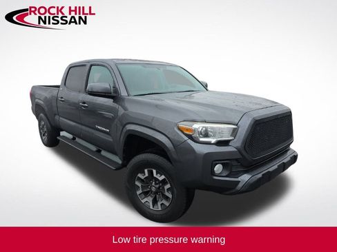 Used 2016 Toyota Tacoma SR5 image 5