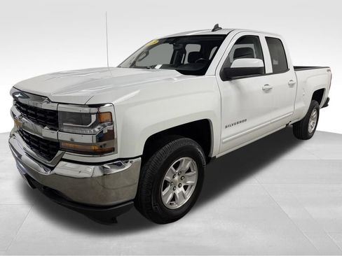 Used 2019 Chevrolet Silverado 1500 LT AWD/4WD image 4
