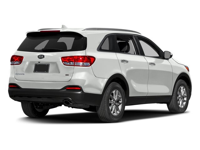 Used 2017 Kia Sorento FWD image 2