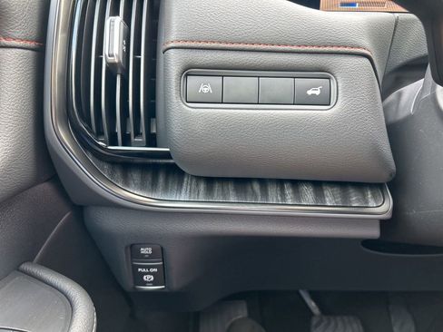 New 2025 Nissan Armada PRO-4X w/ Pro-4X Premium Package image 26