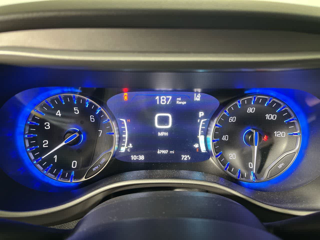 Used 2025 Chrysler Pacifica Select FWD image 17