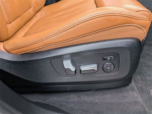 Used 2019 BMW X5 xDrive40i w/ Executive Package image 36