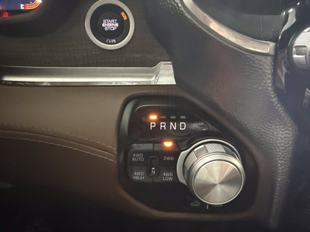 Used 2023 RAM 1500 Limited AWD/4WD image 32
