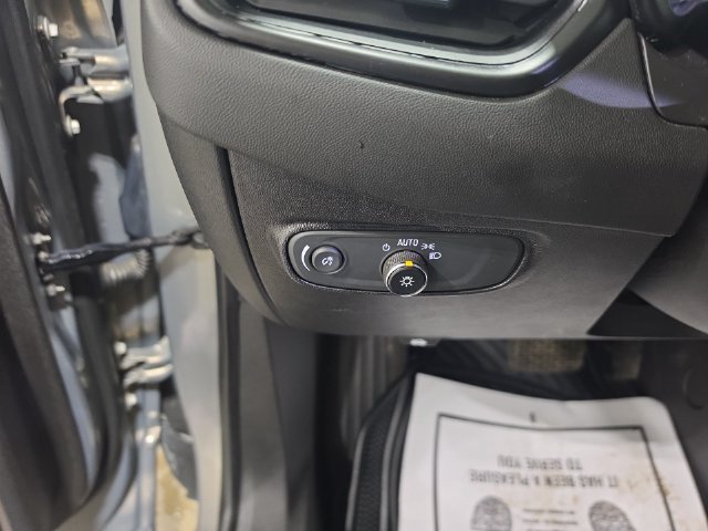 Used 2019 Chevrolet Equinox LT FWD image 19