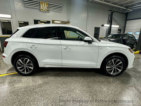 Used 2023 Audi Q5 2.0T Premium Plus AWD/4WD image 2
