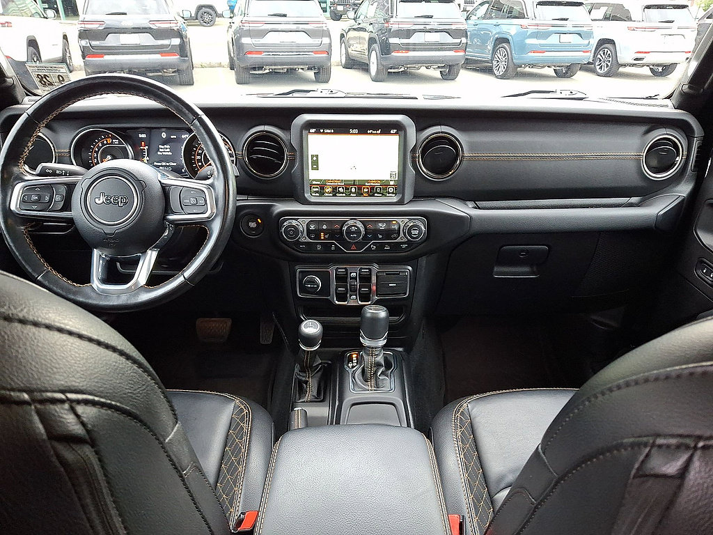 Used 2023 Jeep Gladiator Overland AWD/4WD image 10