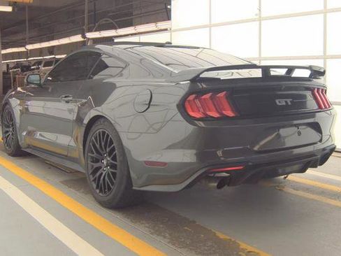 Used 2019 Ford Mustang GT Premium w/ GT Performance Package RWD image 4