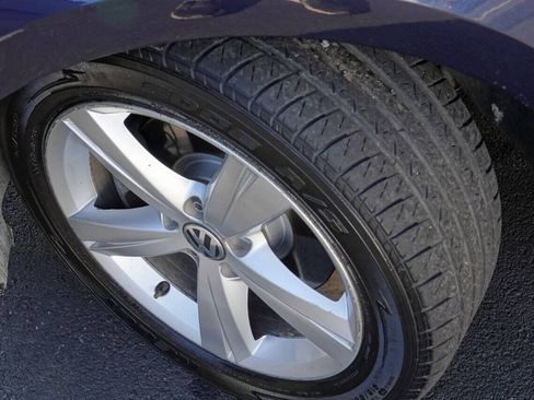 Used 2012 Volkswagen Passat 2.5 SE FWD image 33