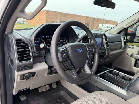 Used 2022 Ford F250 XLT w/ XLT Premium Package image 19