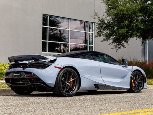 Used 2019 McLaren 720S Performance image 8