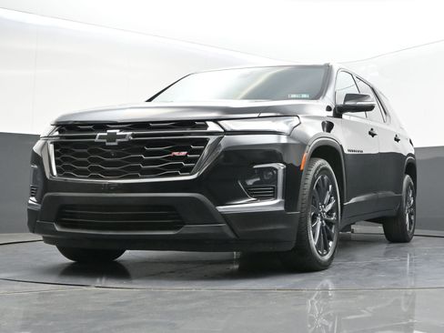 Used 2023 Chevrolet Traverse RS image 46