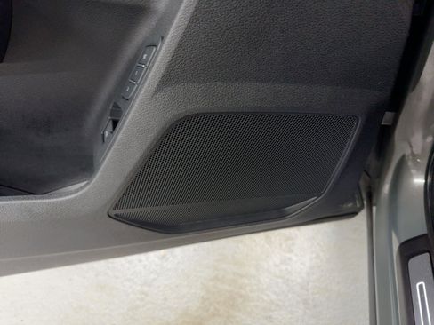 Used 2025 Audi Q3 2.0T Premium w/ Convenience Package image 21