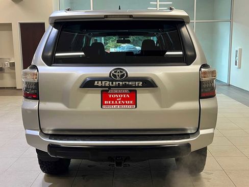 Used 2019 Toyota 4Runner TRD Off-Road Premium image 5