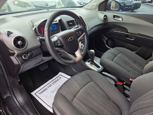 Used 2015 Chevrolet Sonic LT FWD image 10