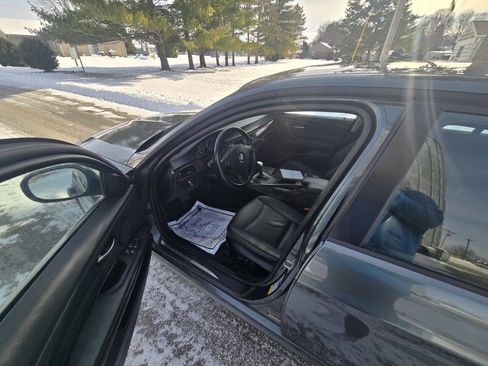 Used 2010 BMW 328i xDrive 328i xDrive AWD 4dr Sedan image 9