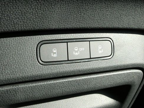 New 2025 Volkswagen ID. Buzz Pro S Plus image 15