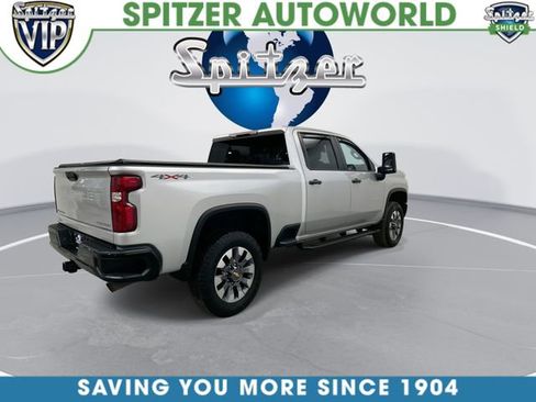 Used 2023 Chevrolet Silverado 2500 Custom w/ Custom Convenience Package image 11
