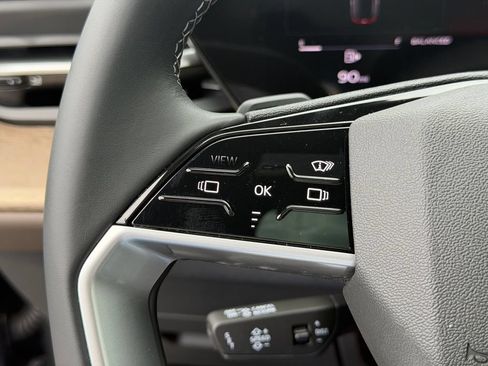 Certified 2025 Audi Q5 Prestige AWD/4WD image 29