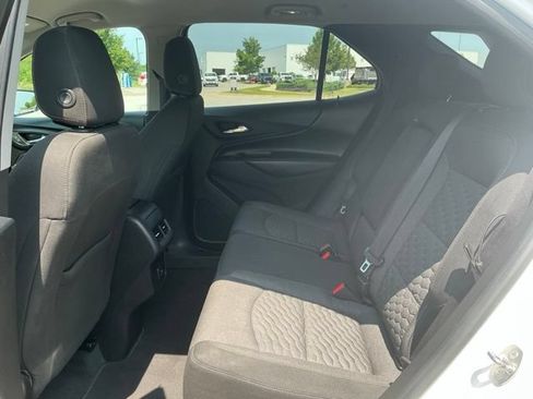 Used 2019 Chevrolet Equinox LT AWD/4WD image 33