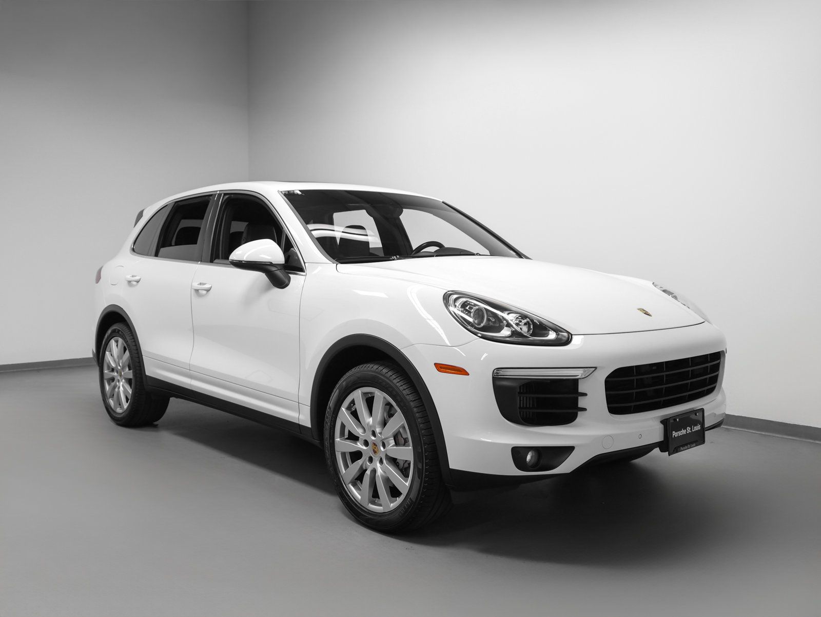 Used 2015 Porsche Cayenne S AWD/4WD image 10