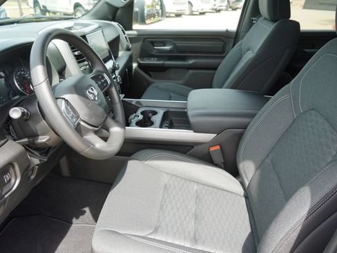New 2026 RAM 1500 Express AWD/4WD image 16