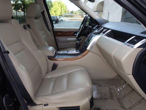 Used 2009 Land Rover Range Rover Sport HSE AWD/4WD image 35