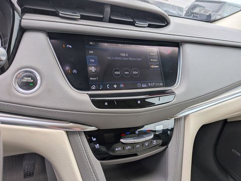 Certified 2020 Cadillac XT5 Premium Luxury AWD/4WD image 13