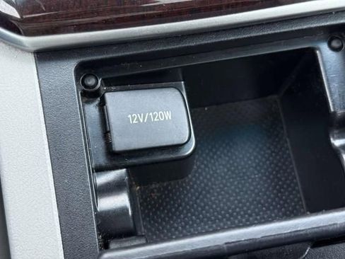 Used 2014 Toyota Camry XLE w/ Leather Package image 29